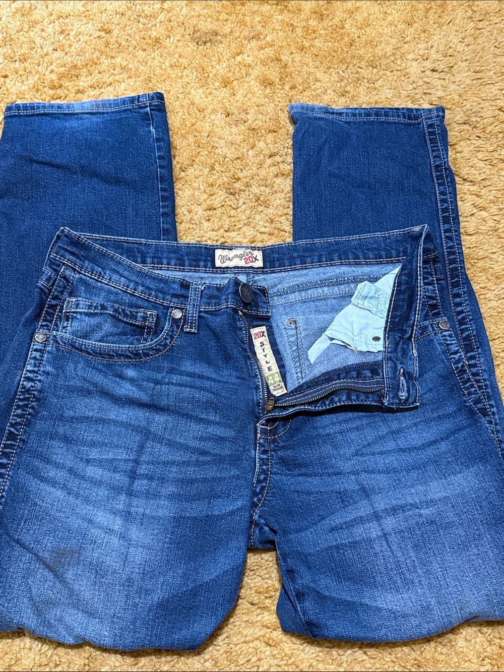 Wrangler Women’s Blue Straight Leg Jeans